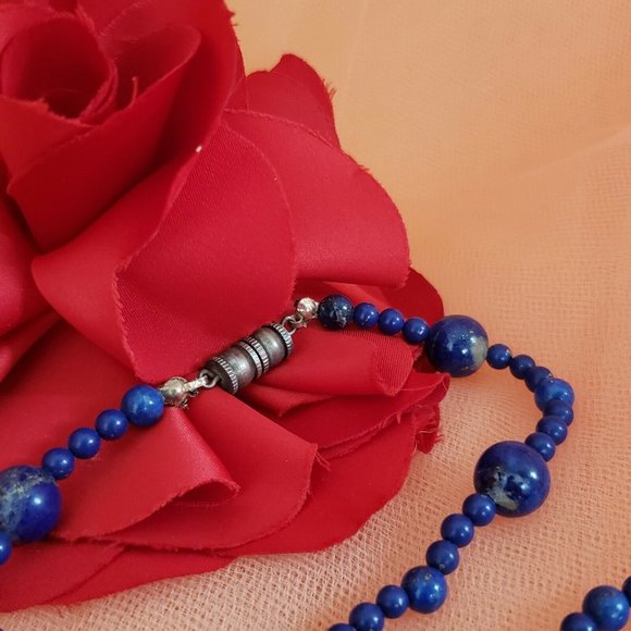 Vintage Lapis Lazuli 20” Long Necklace Horn Pendant - Picture 4 of 9